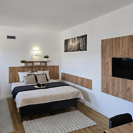 Nowe Apartamenty Sudecka Perla W Koronie Gor Polskich W Willi Sowiej Stronie Slaskie Exterior photo